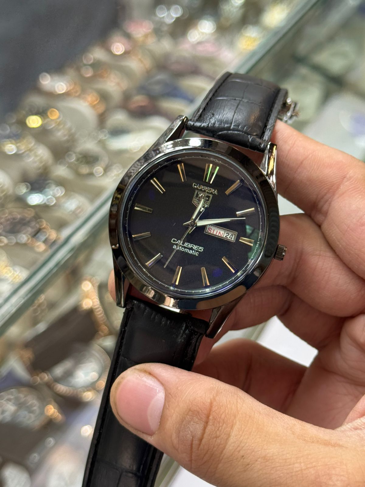 Tarz Luxe Carrera Calibre 5 Luxury Leather Analog Men’s Watch – Black