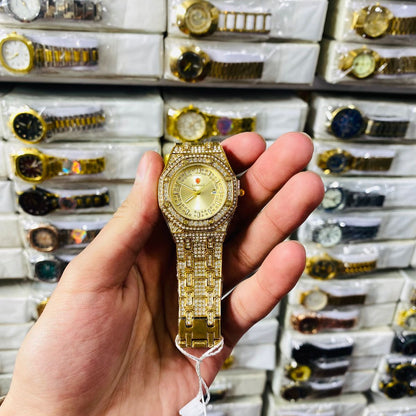 Tarz Luxe Luxury Gold Diamond-Studded Quartz Men’s Watch – Premium Designer Style