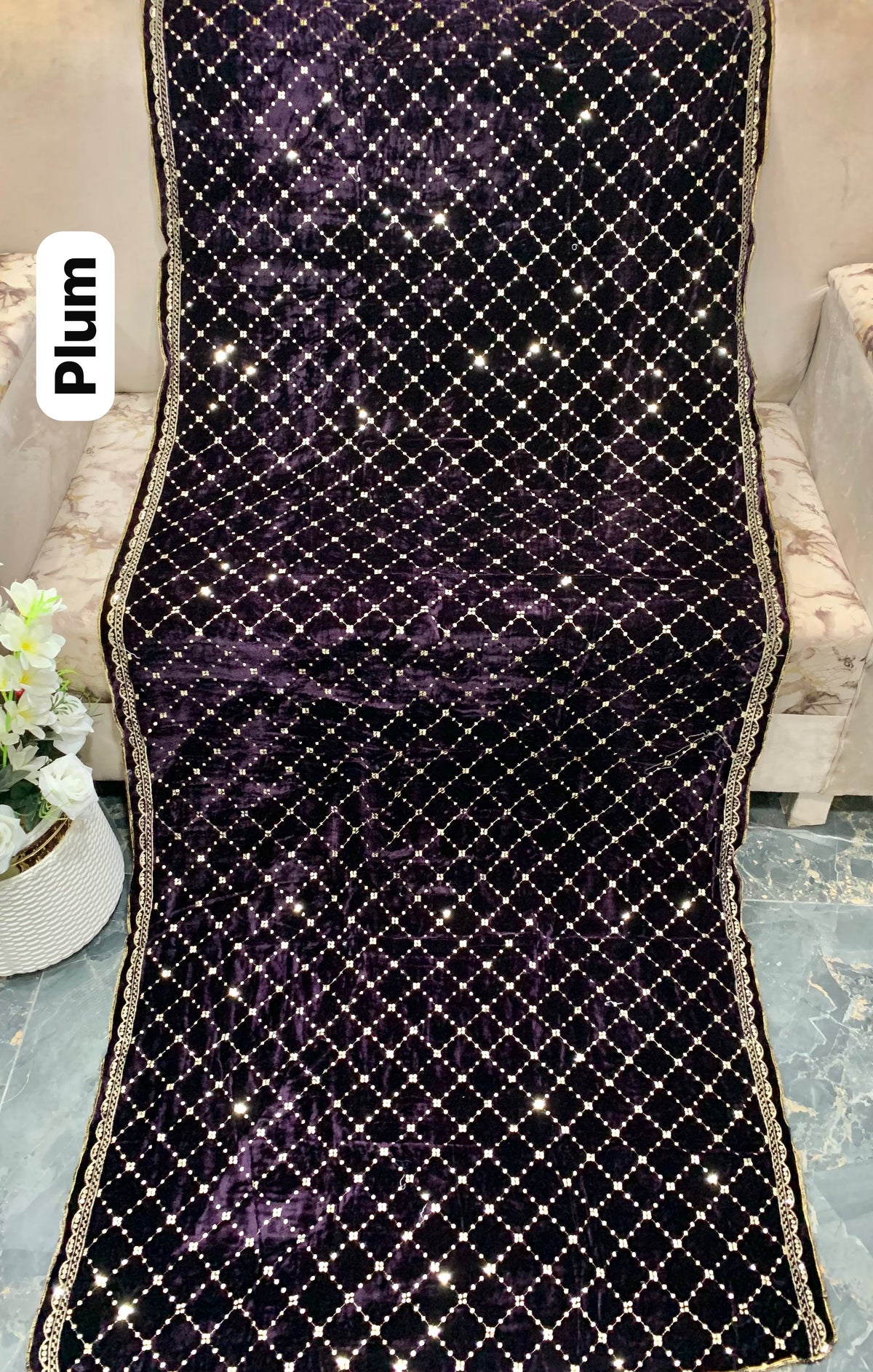 Tarz Luxe – Bareeze Soft Velvet Sequence Embroidered Shawl