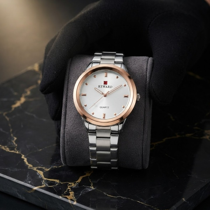 Tarz Luxe Classic Executive — Men’s Rose Gold Bezel Stainless Steel Watch (White Dial & Chain Strap)